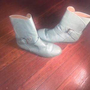 Women Boots
